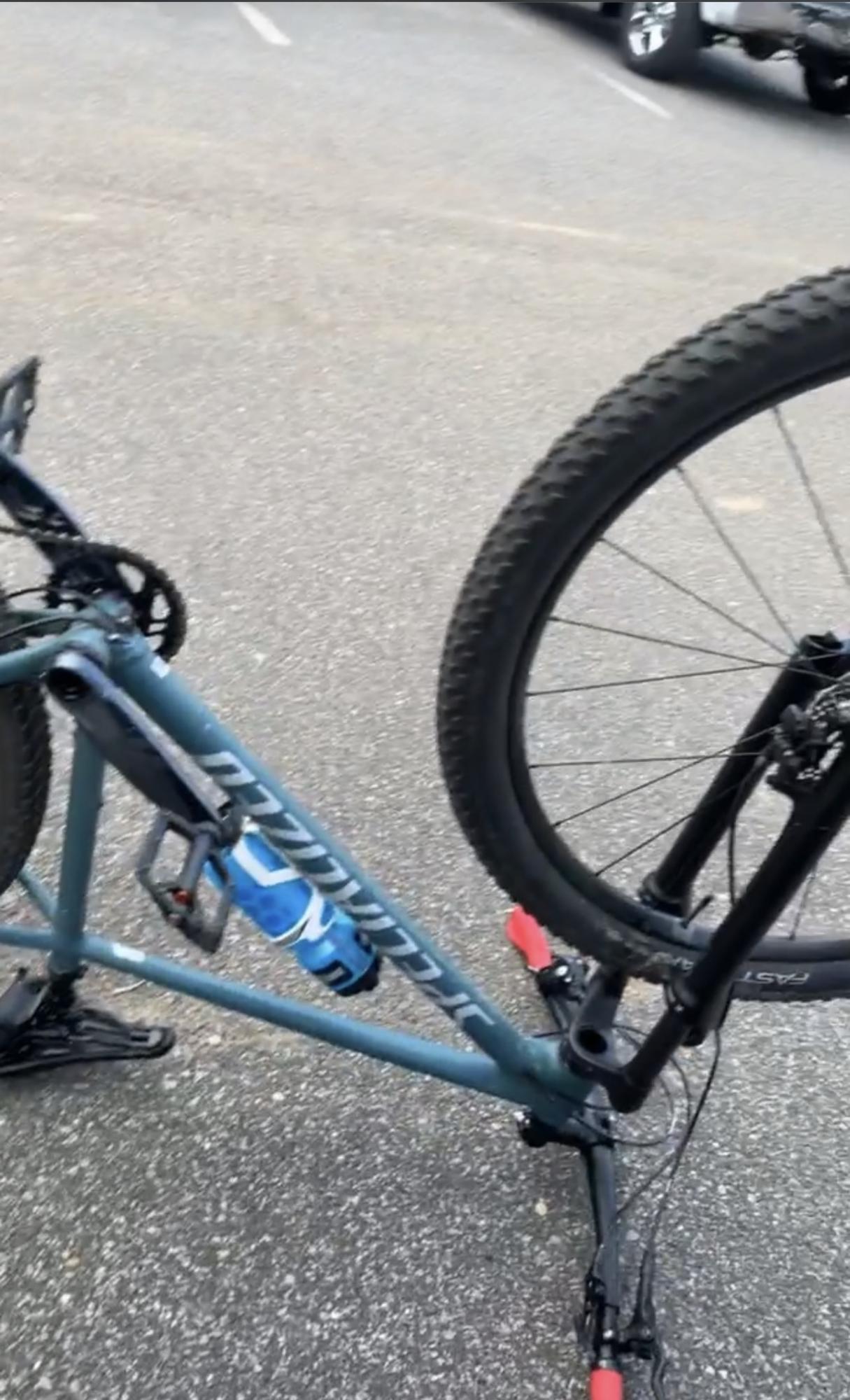 2020 Specialized CHISEL 29 Teal