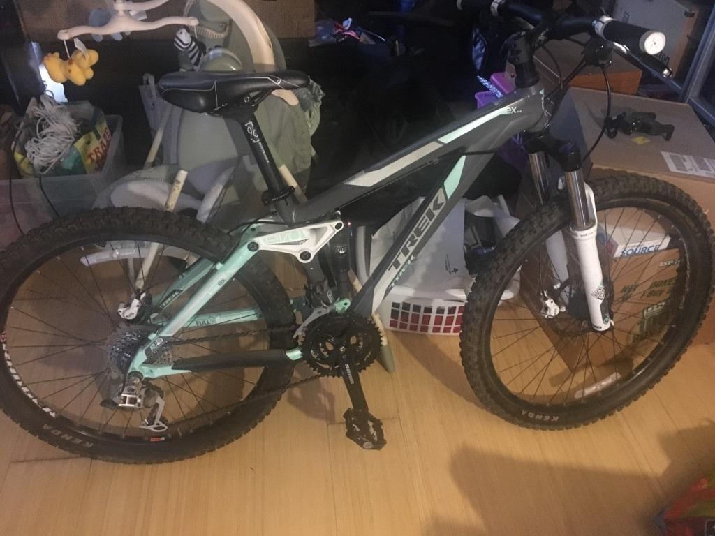 Trek Fuel EX 5 Silver or Gray and Blue
