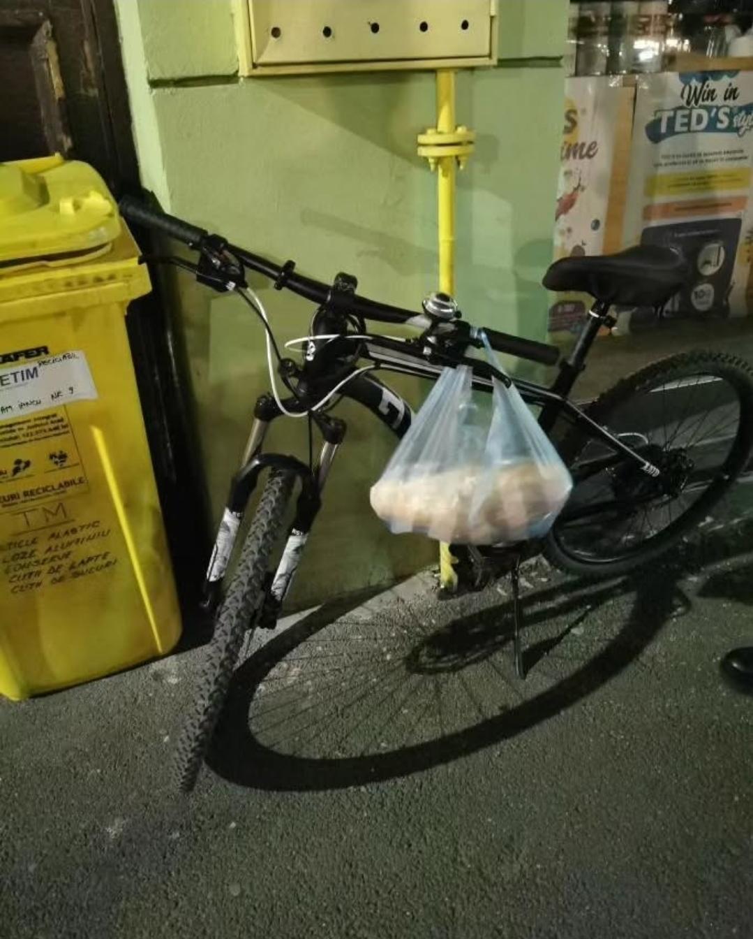 2018 Ghost Mountain Bike Black and White