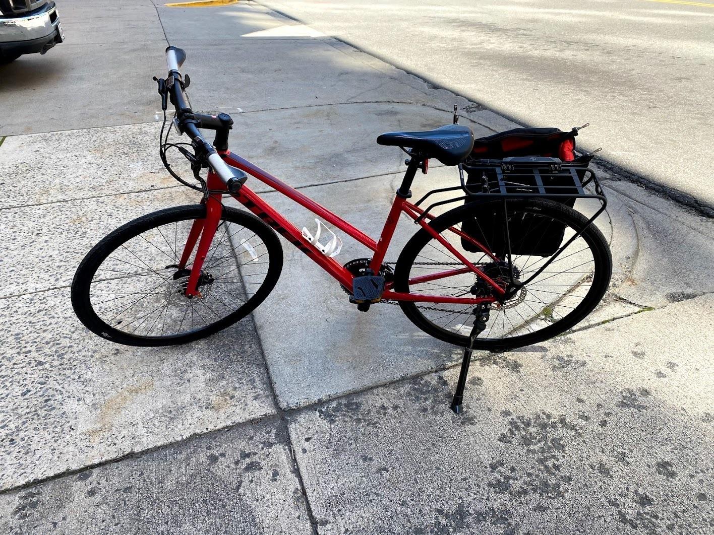 2020 Trek FX3 Disc Stagger Red