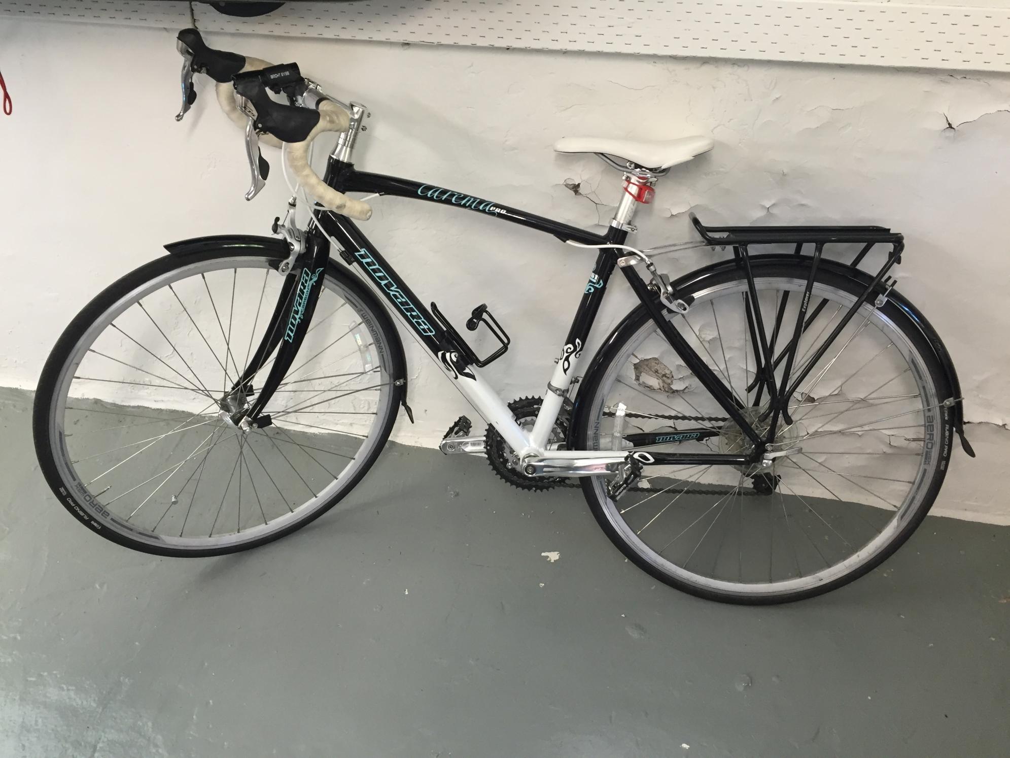 2011 Novara Carema Pro (small) Black and White