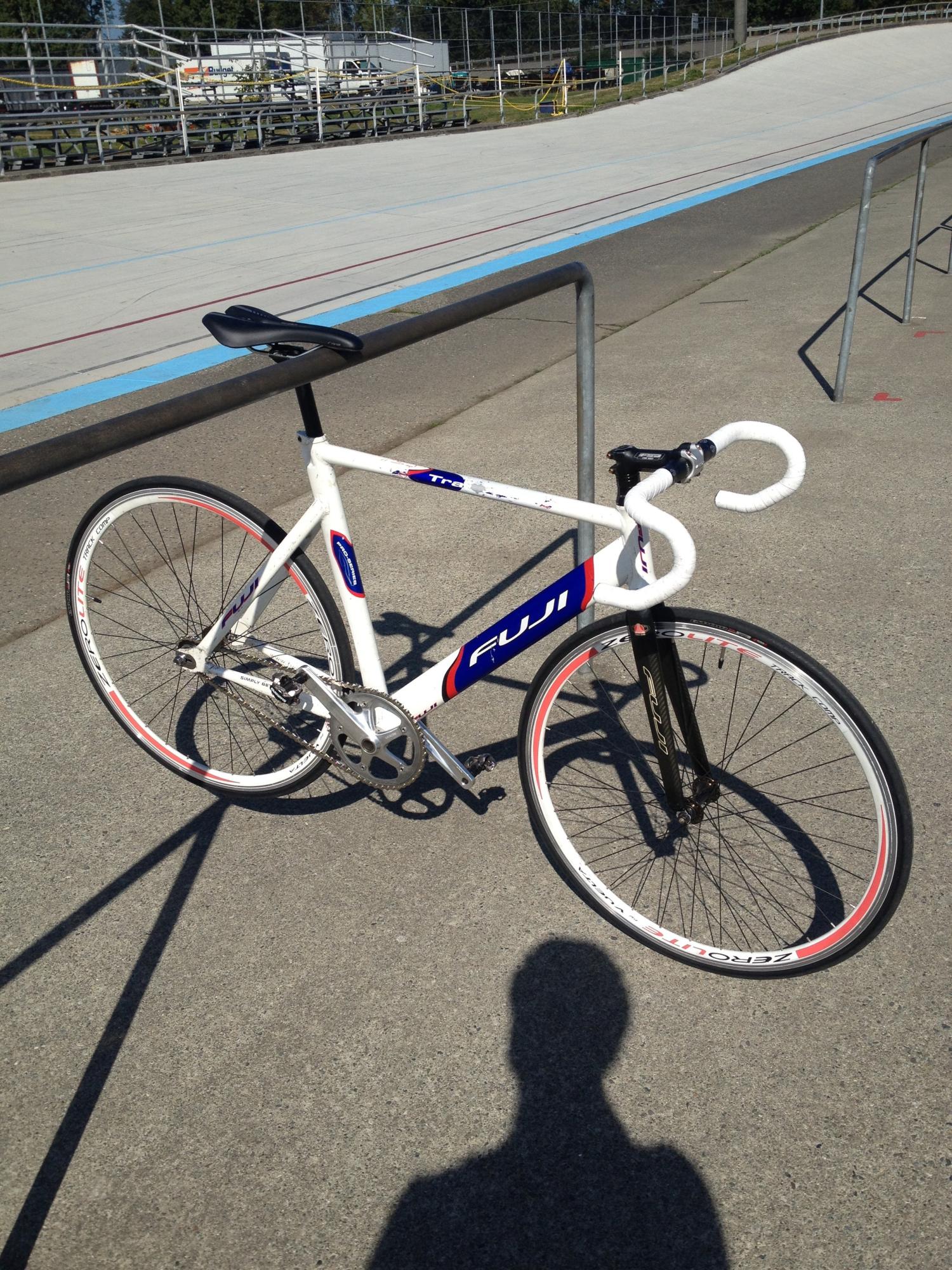 Fuji Track White and Blue