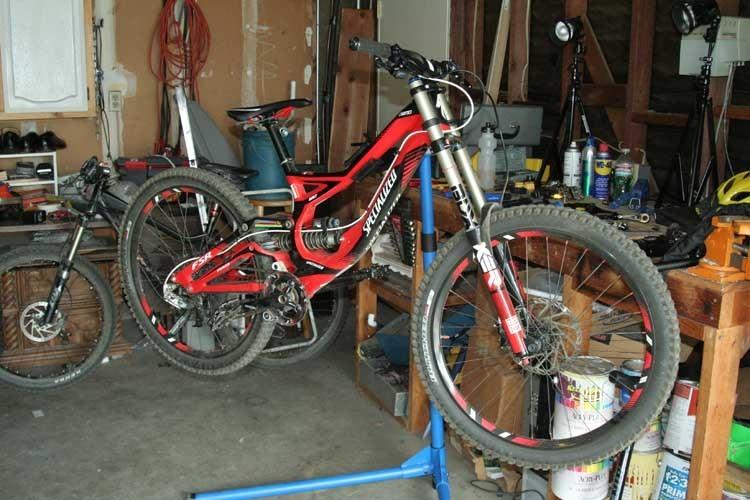 2011 Specialized Demo 8-1  Black