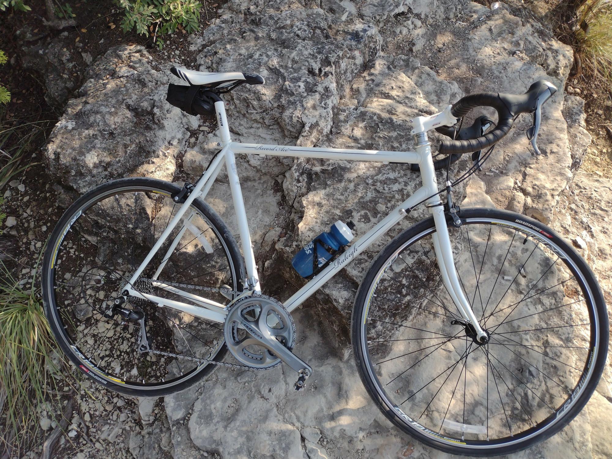 2011 Raleigh Raleigh Record Ace White