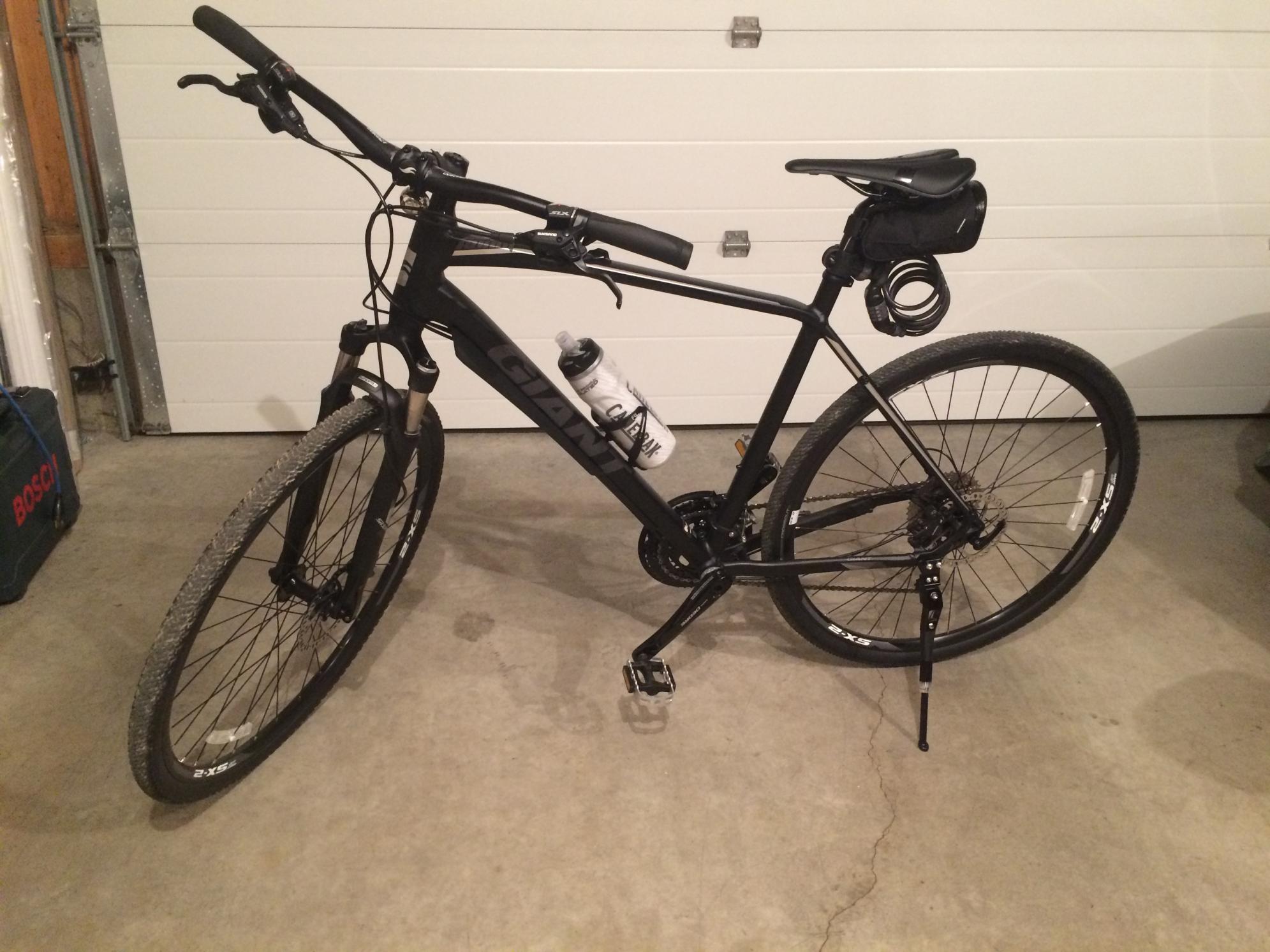 2017 Giant Roam Black