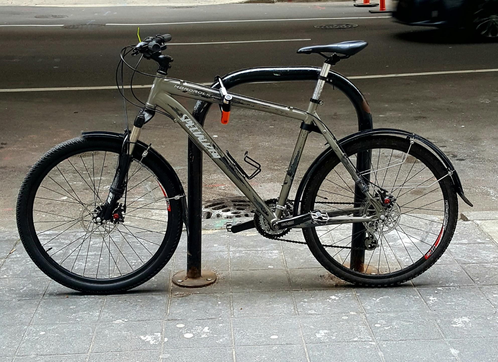 2007 Specialized Hardrock Sport Disc Silver or Gray