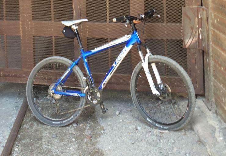 2009 Trek 6500 Disc Blue and White