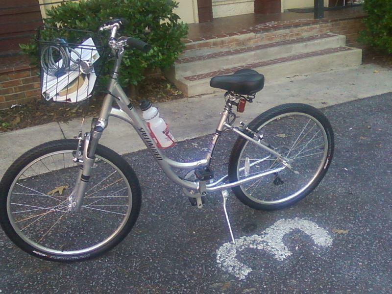Specialized Expedition Sport Silver or Gray