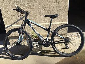 2015 Trek 820 Green