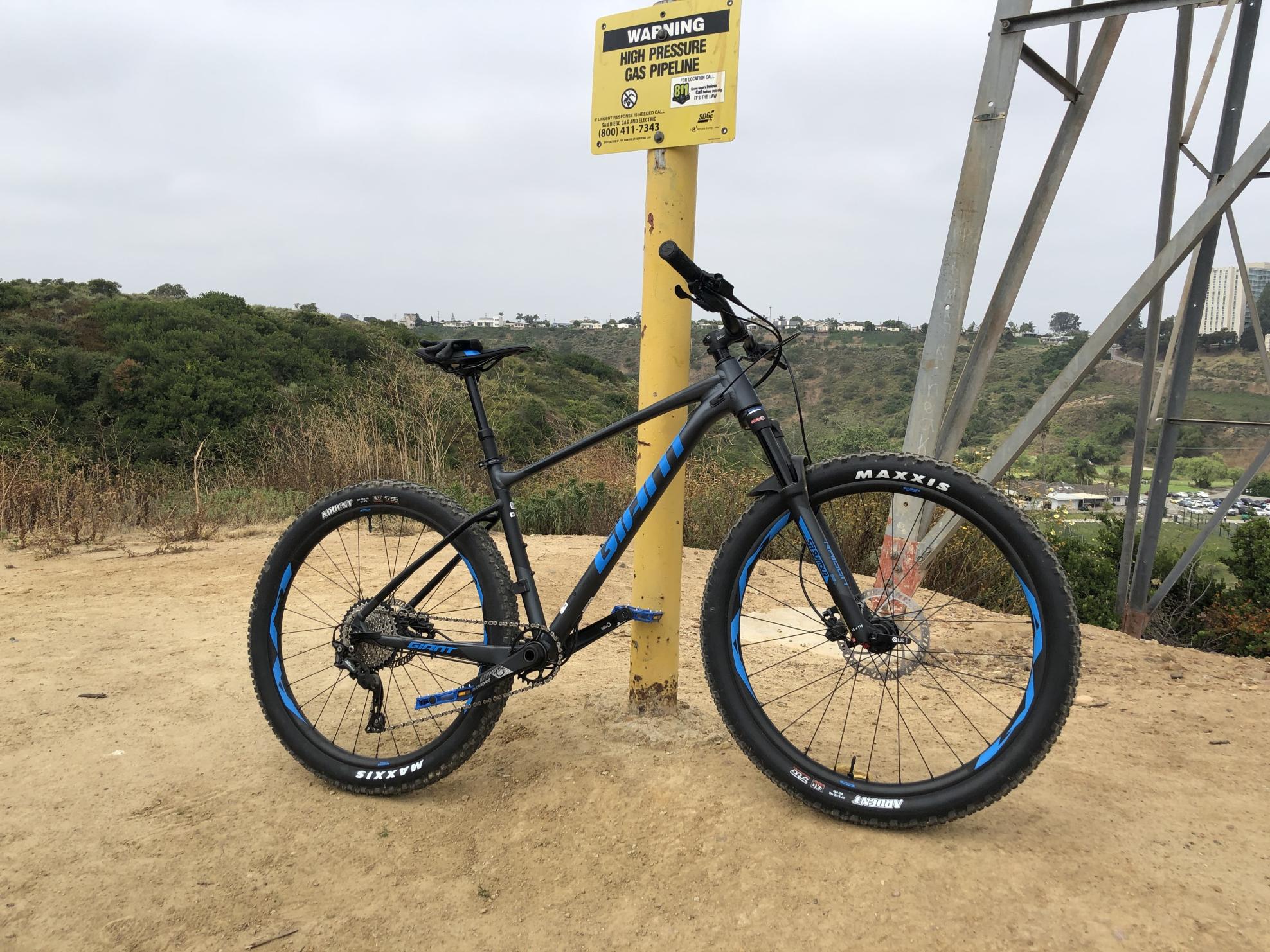 2019 Giant MB FATHOM 2 27.5 BK M Black