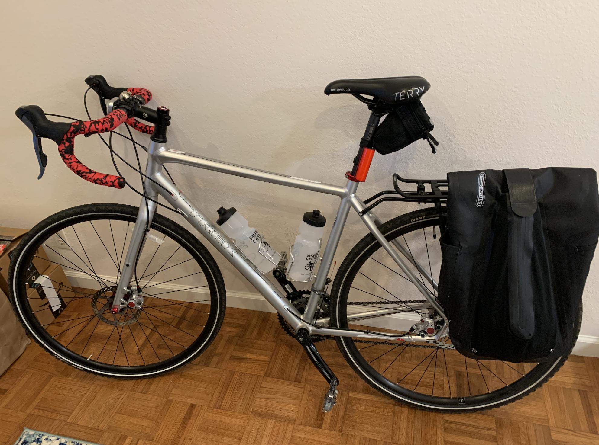 Trek CrossRip Silver, gray or bare metal and Red