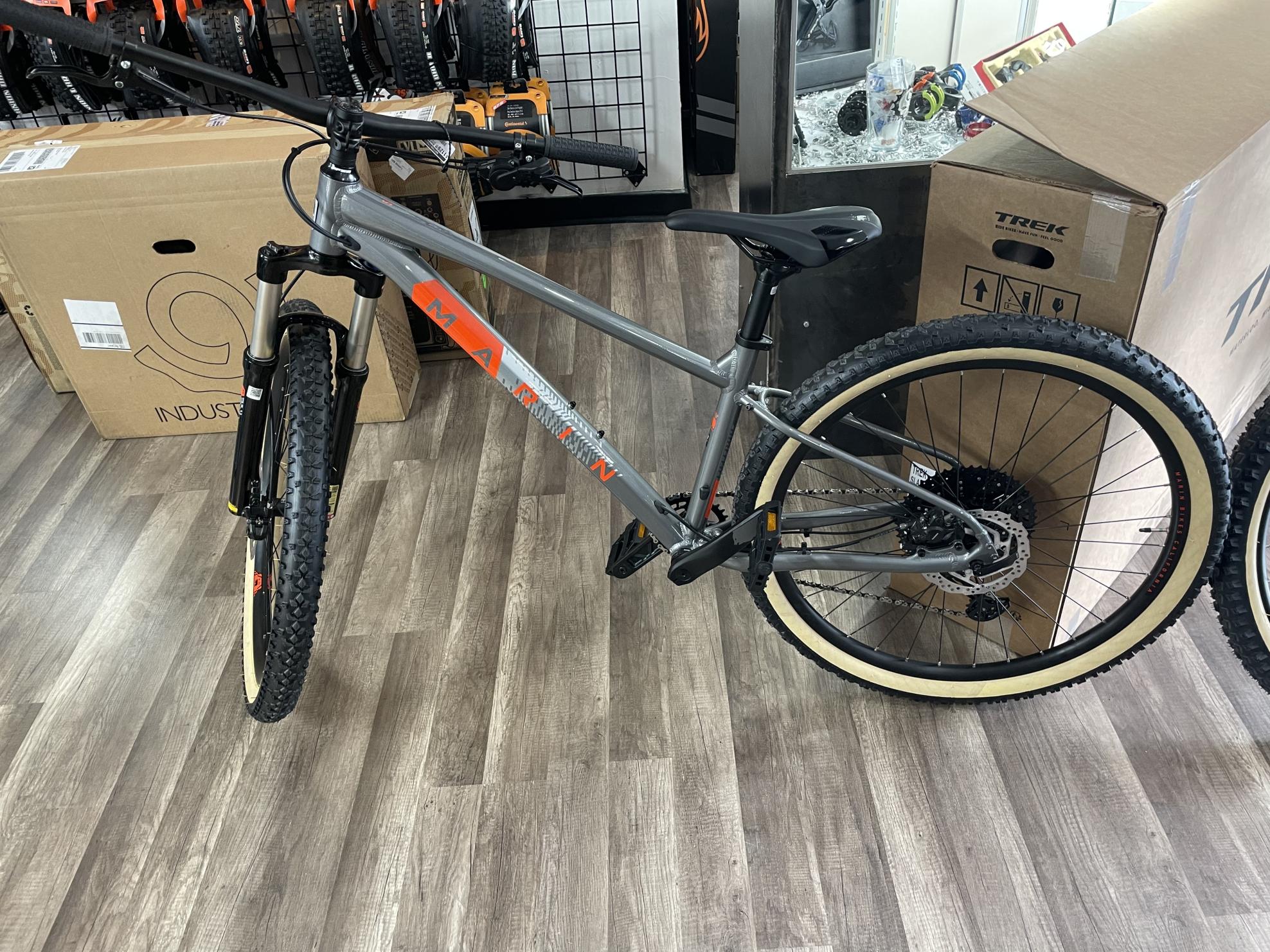 2021 Marin Bikes Bobcat Trail 5, 29 Medium Silver, gray or bare metal