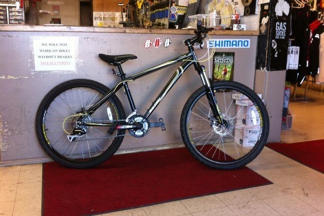 2013 Raleigh Talus 4.0  Black