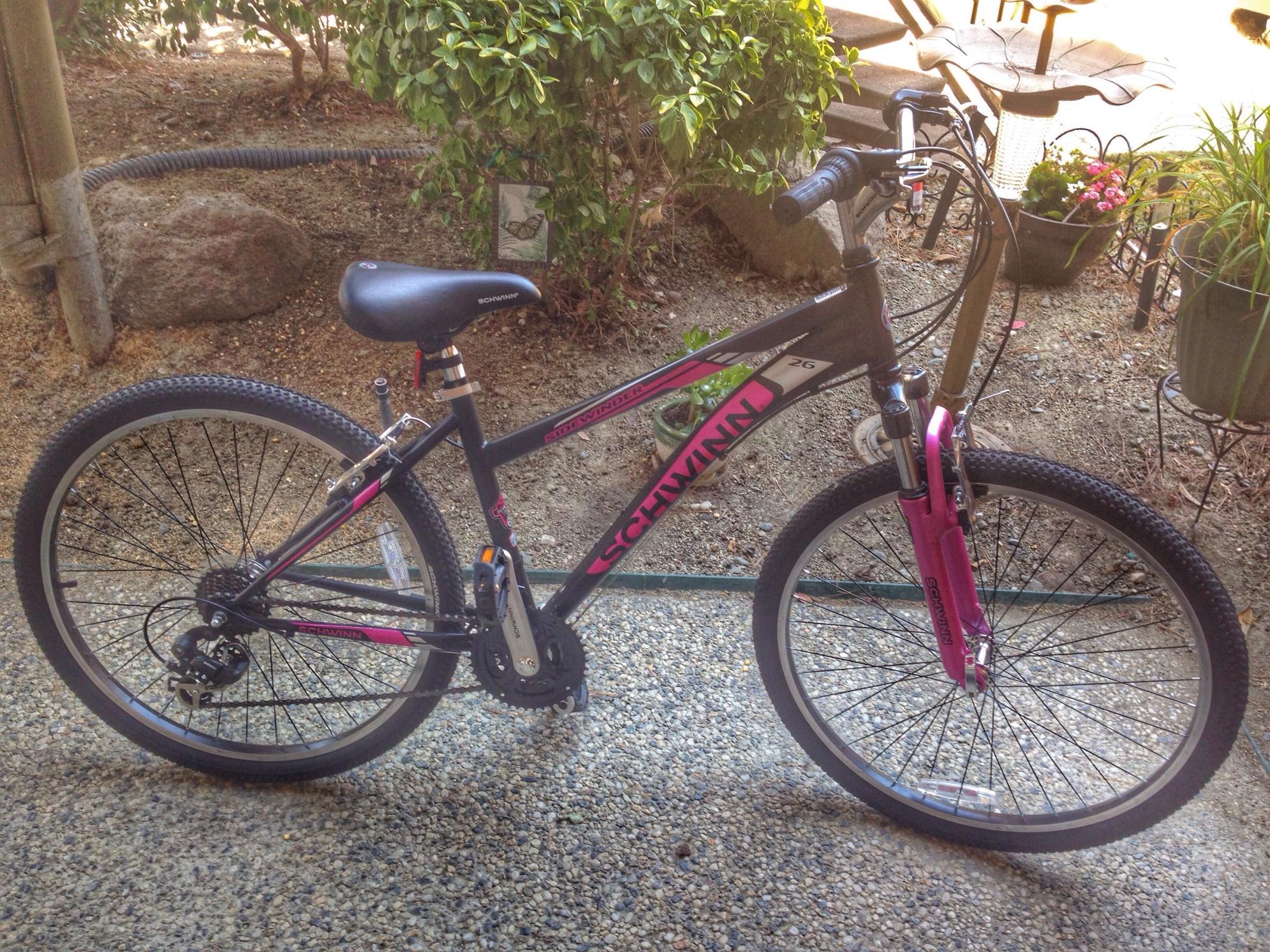 2015 Schwinn Sidewinder Pink and Black