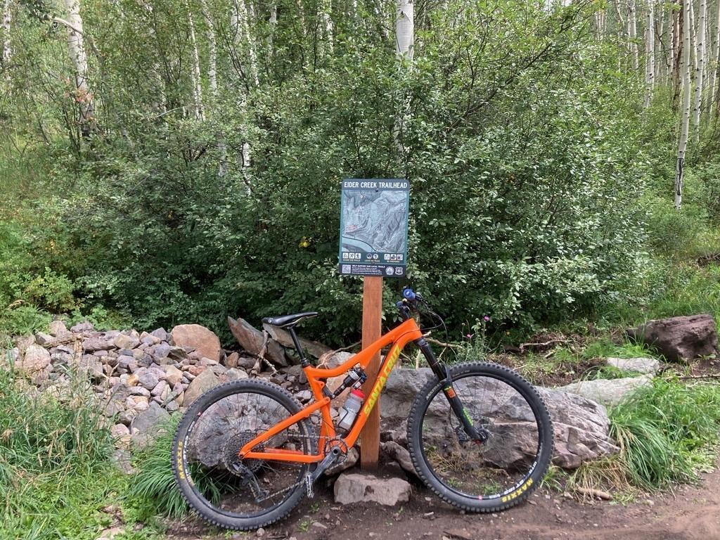 2016 Santa Cruz 5010 Orange