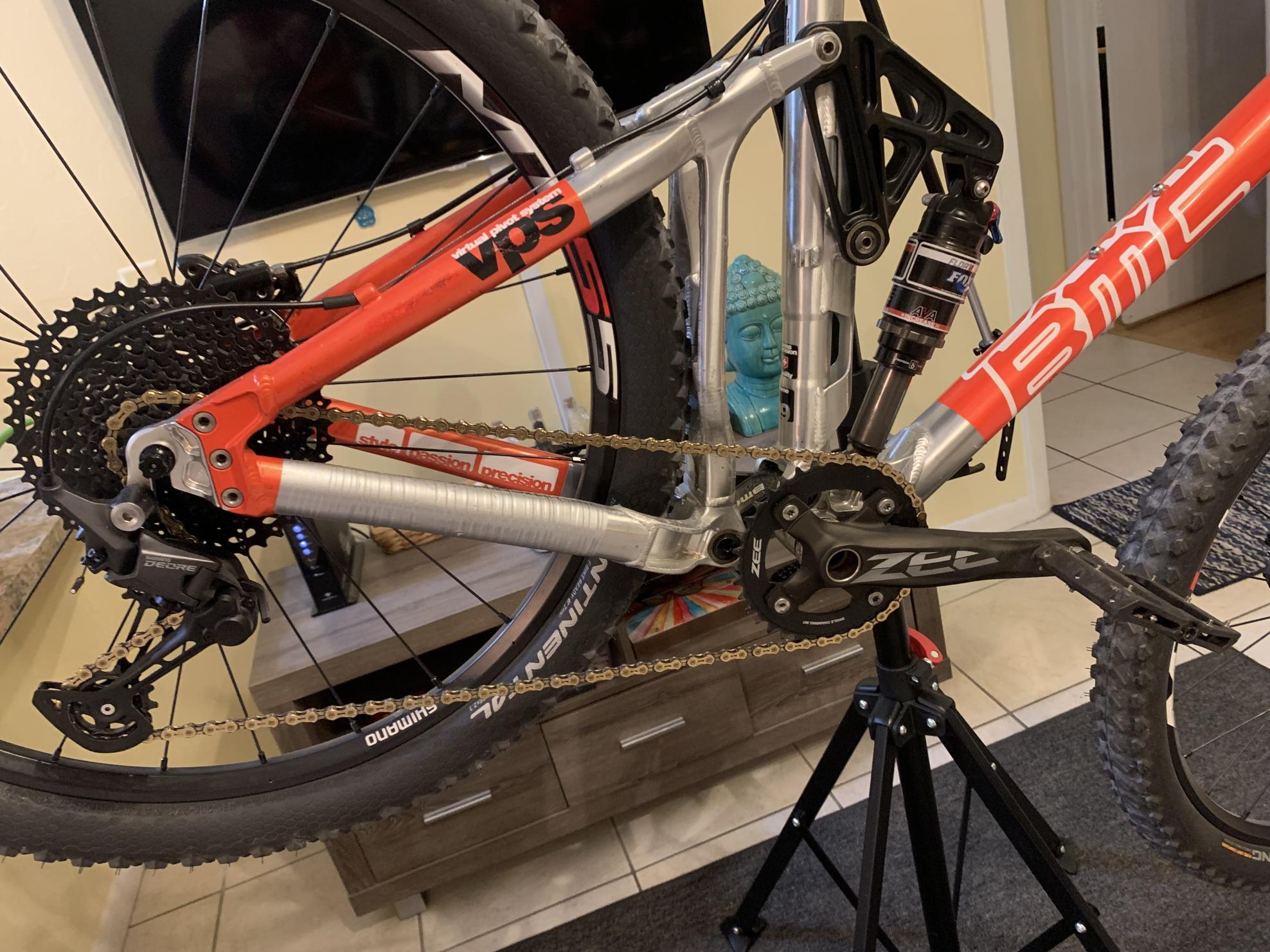 2011 BMC Superstroke 01 Red and Silver, gray or bare metal
