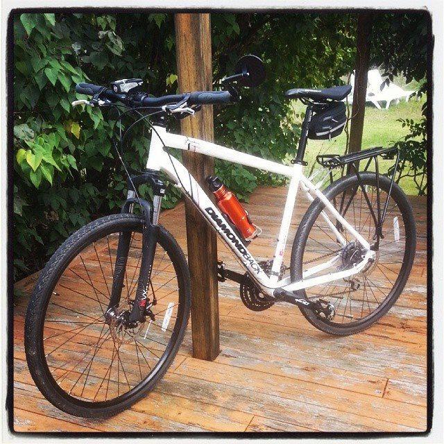 2014 Diamondback Trace sport  White
