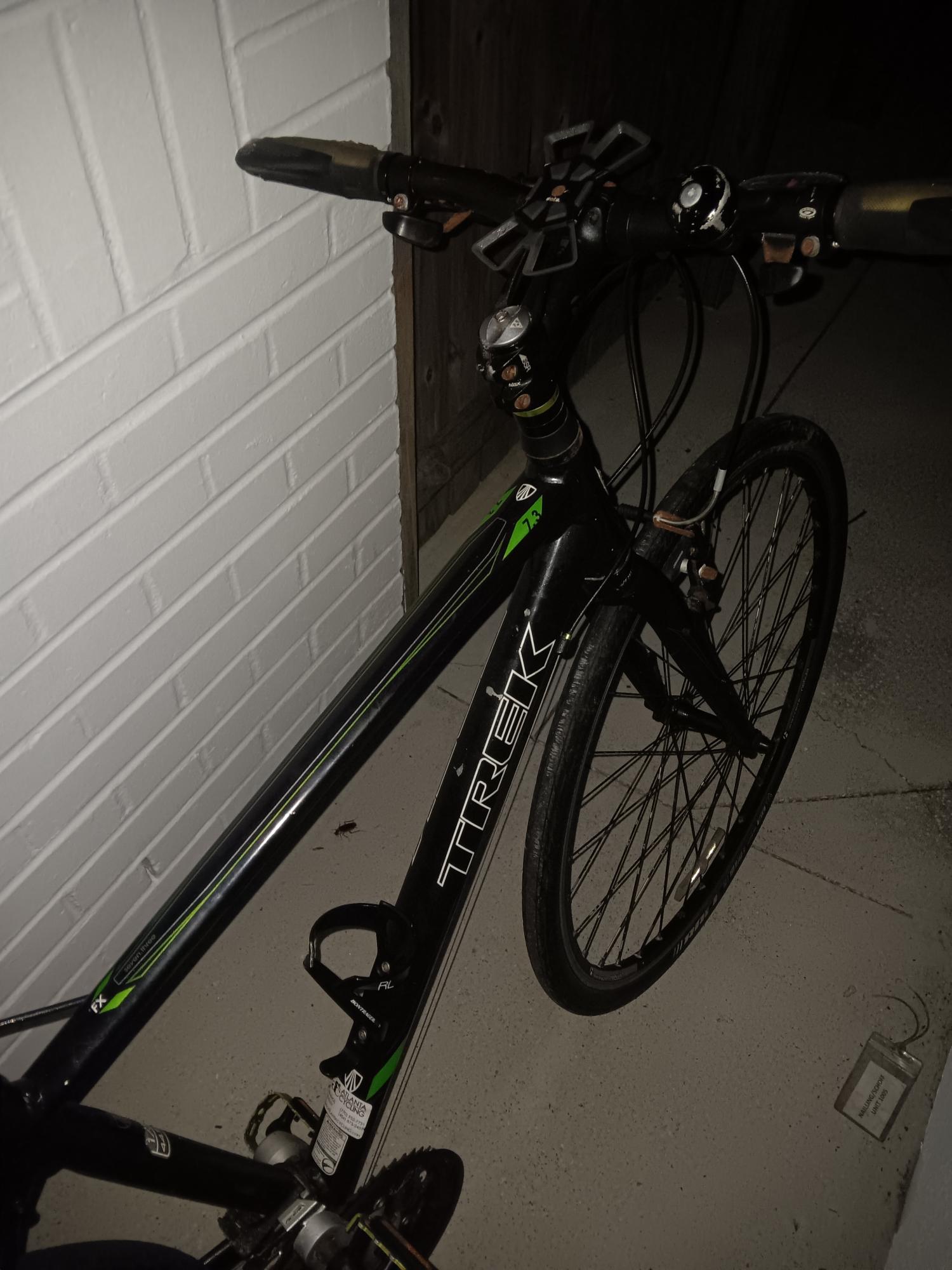 Trek 7.3 FX Silver, gray or bare metal and Green