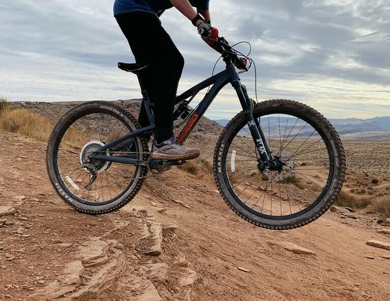 2020 Diamondback Release 29 C Silver, gray or bare metal