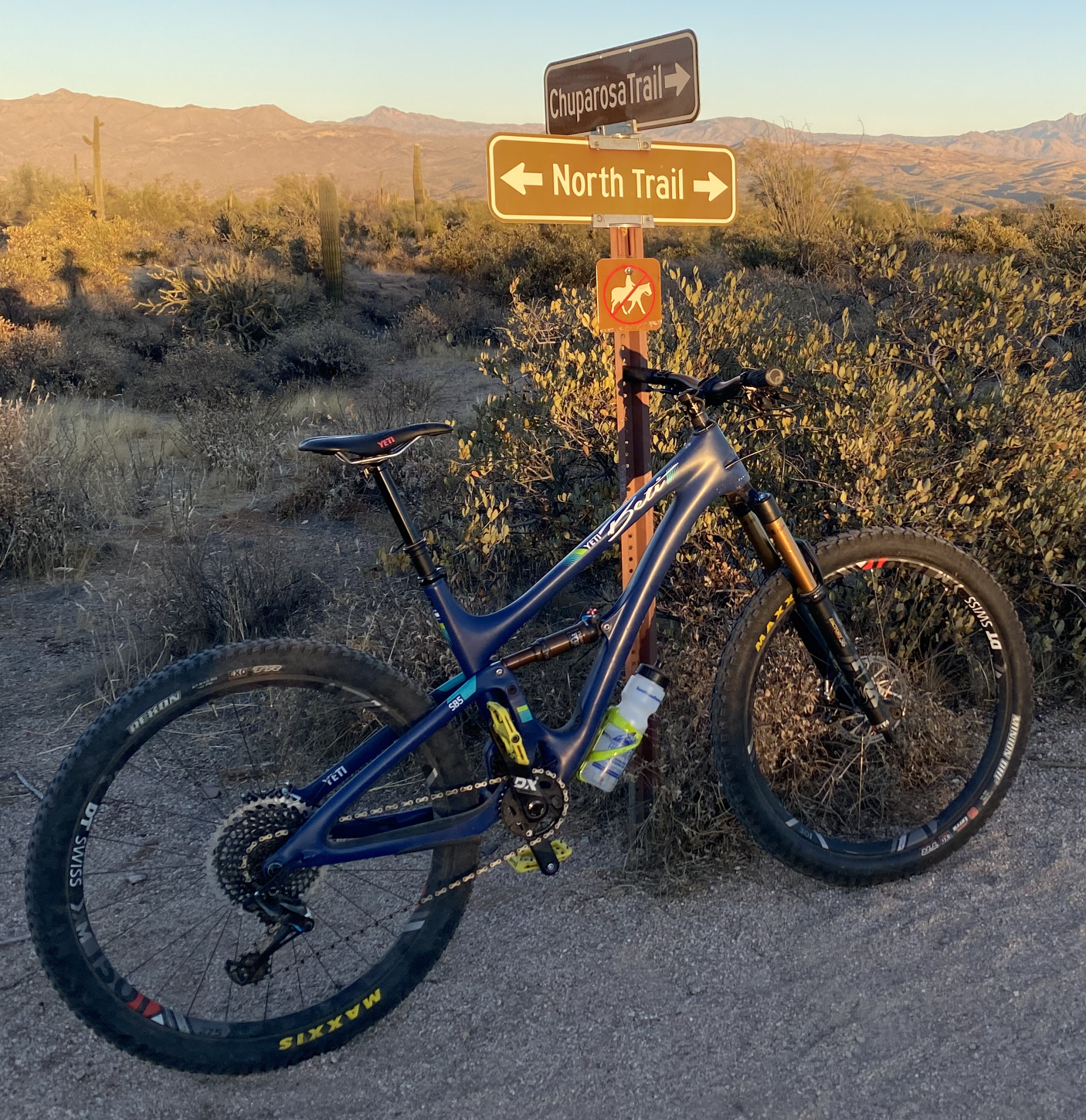 2019 Yeti SB5 BETI T-SERIES XO1 RACE Blue