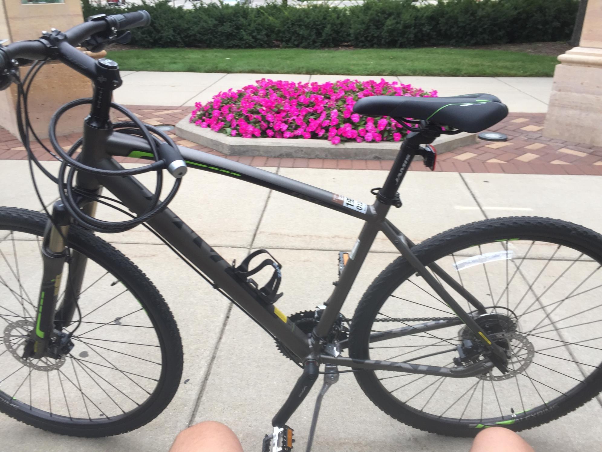 2016 Jamis DXT Elite Silver or Gray