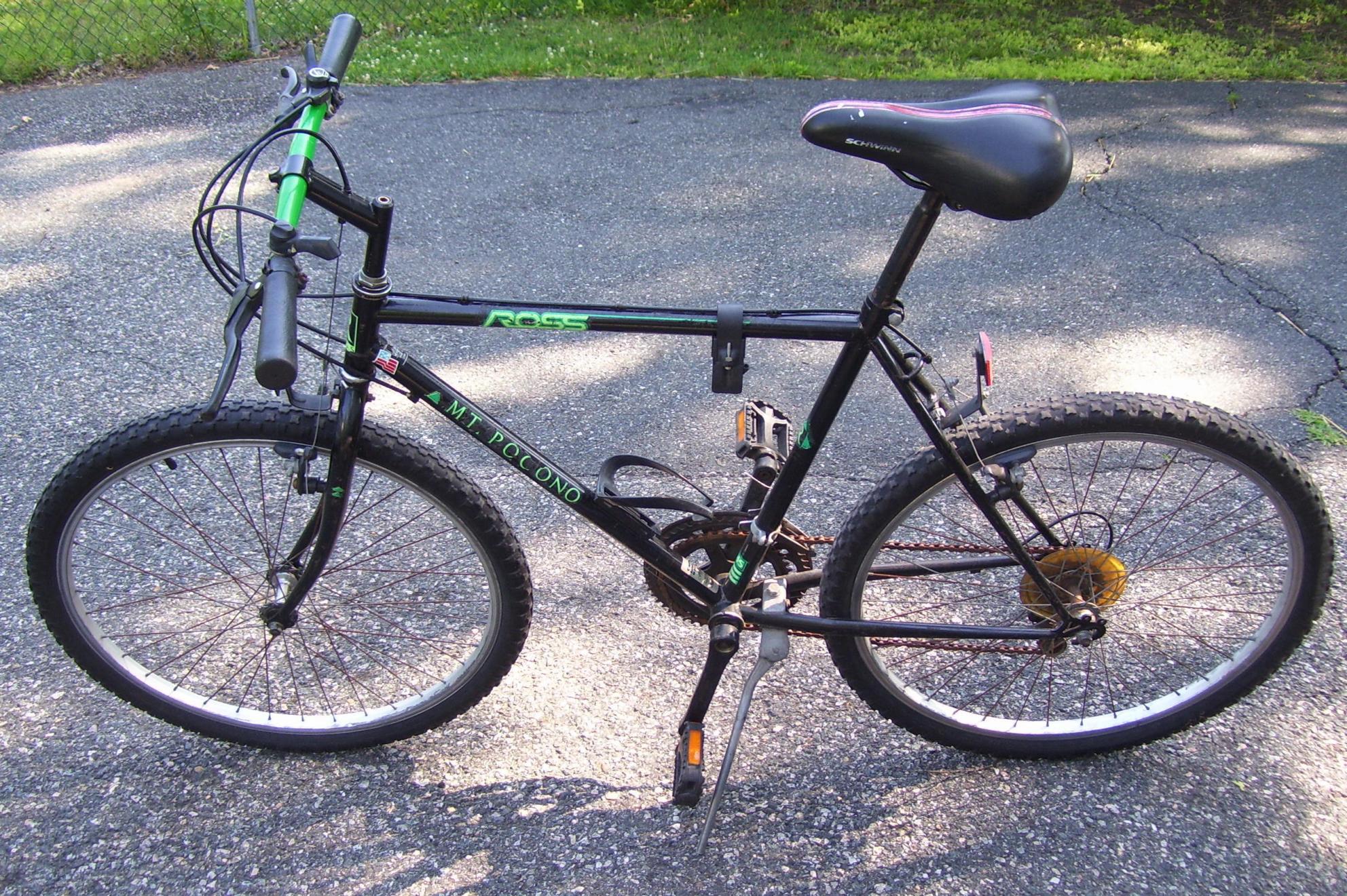 Ross Mt. Pocono Black and Green