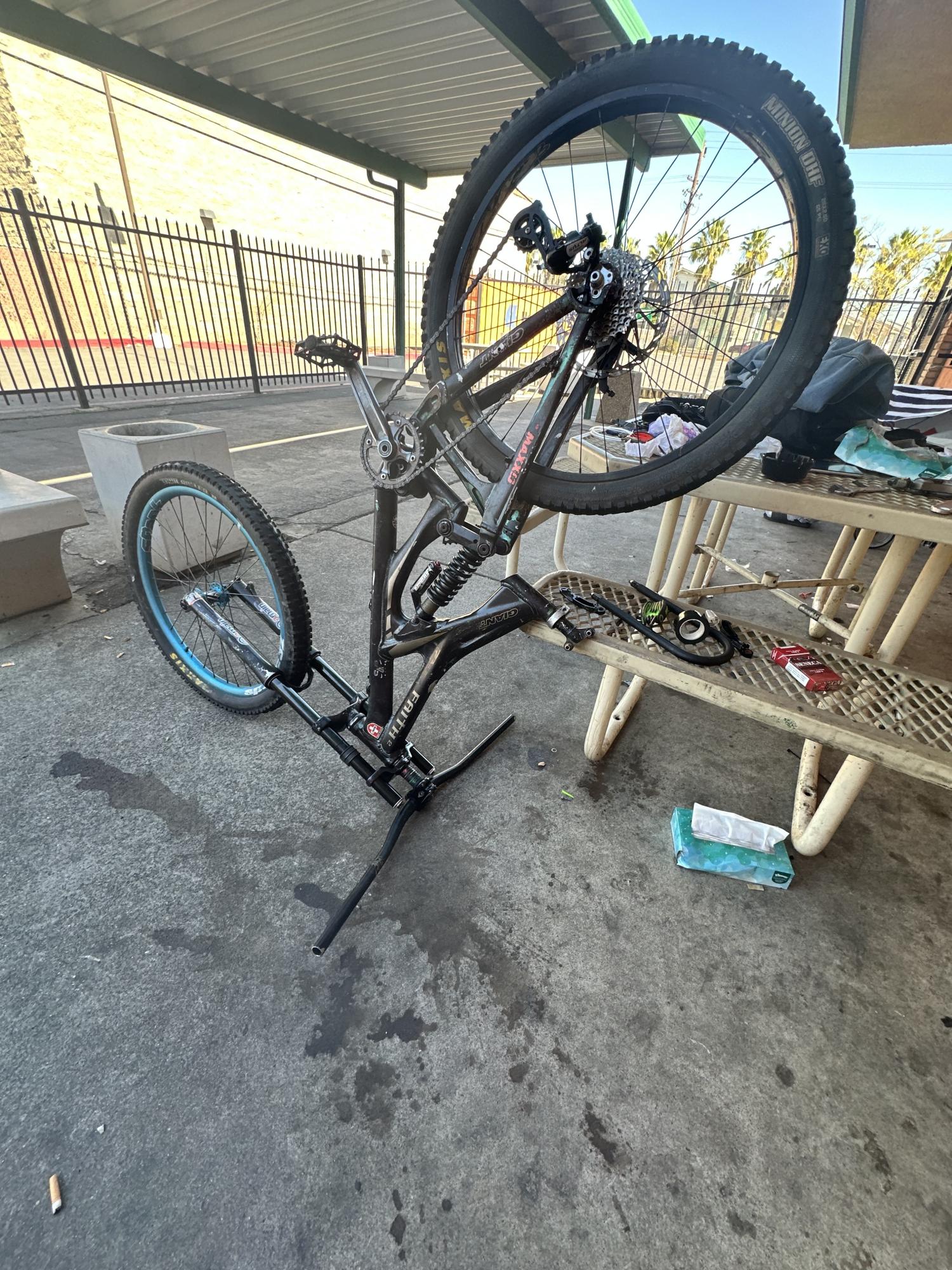 2006 Giant Faith 2 FreeRide (Full Suspension) Black