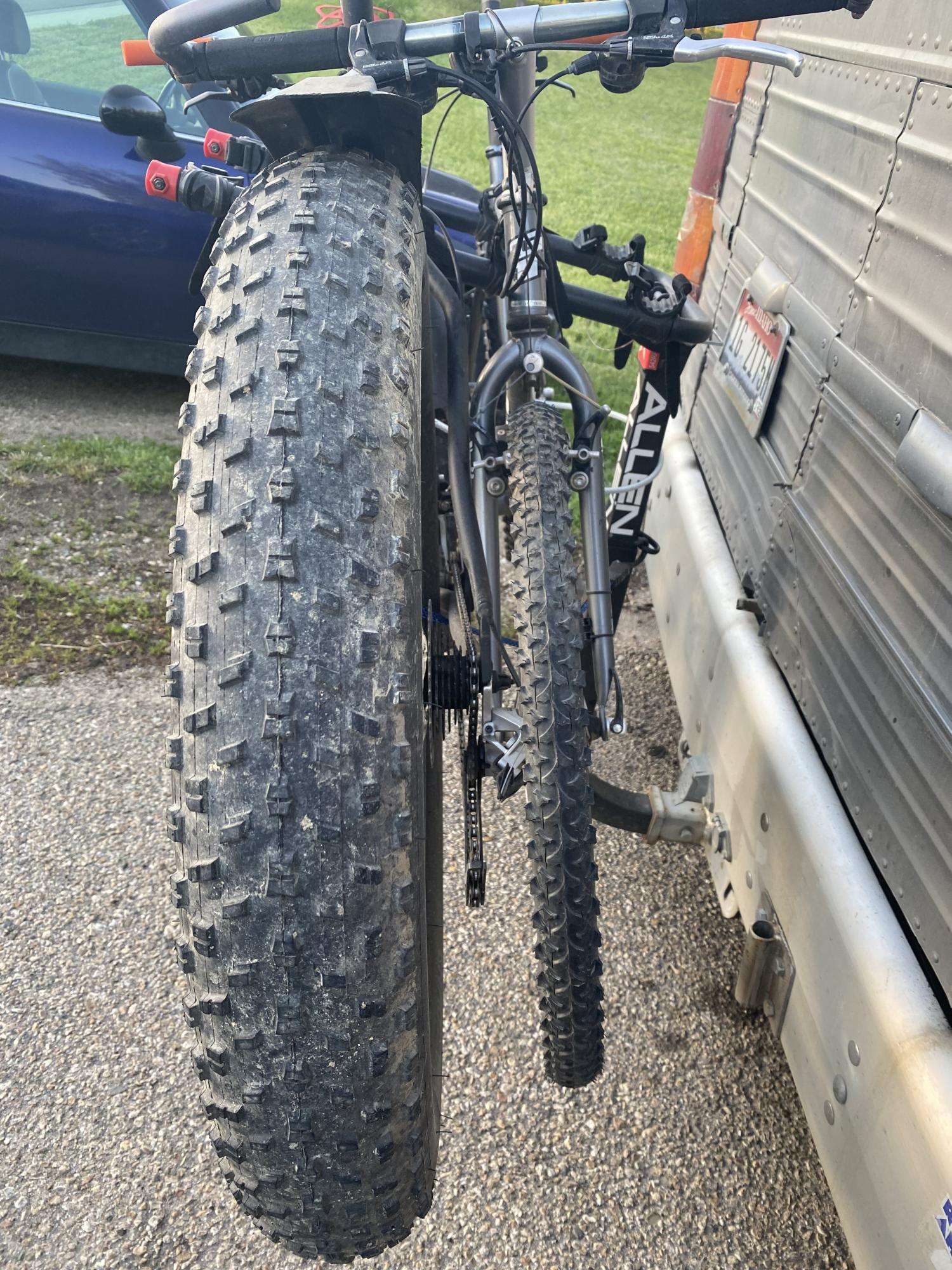 2023 Gravity Bullseye Monster 5 Black