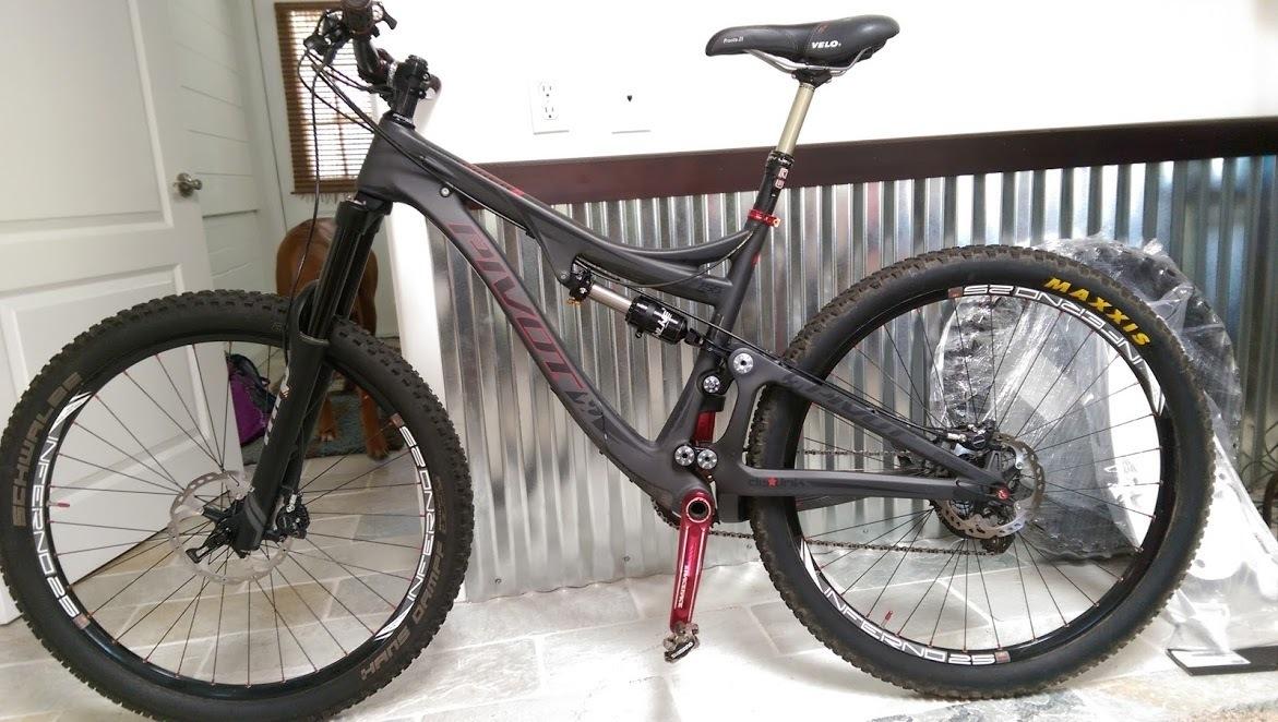 2015 Pivot Mach 6 Carbon Black