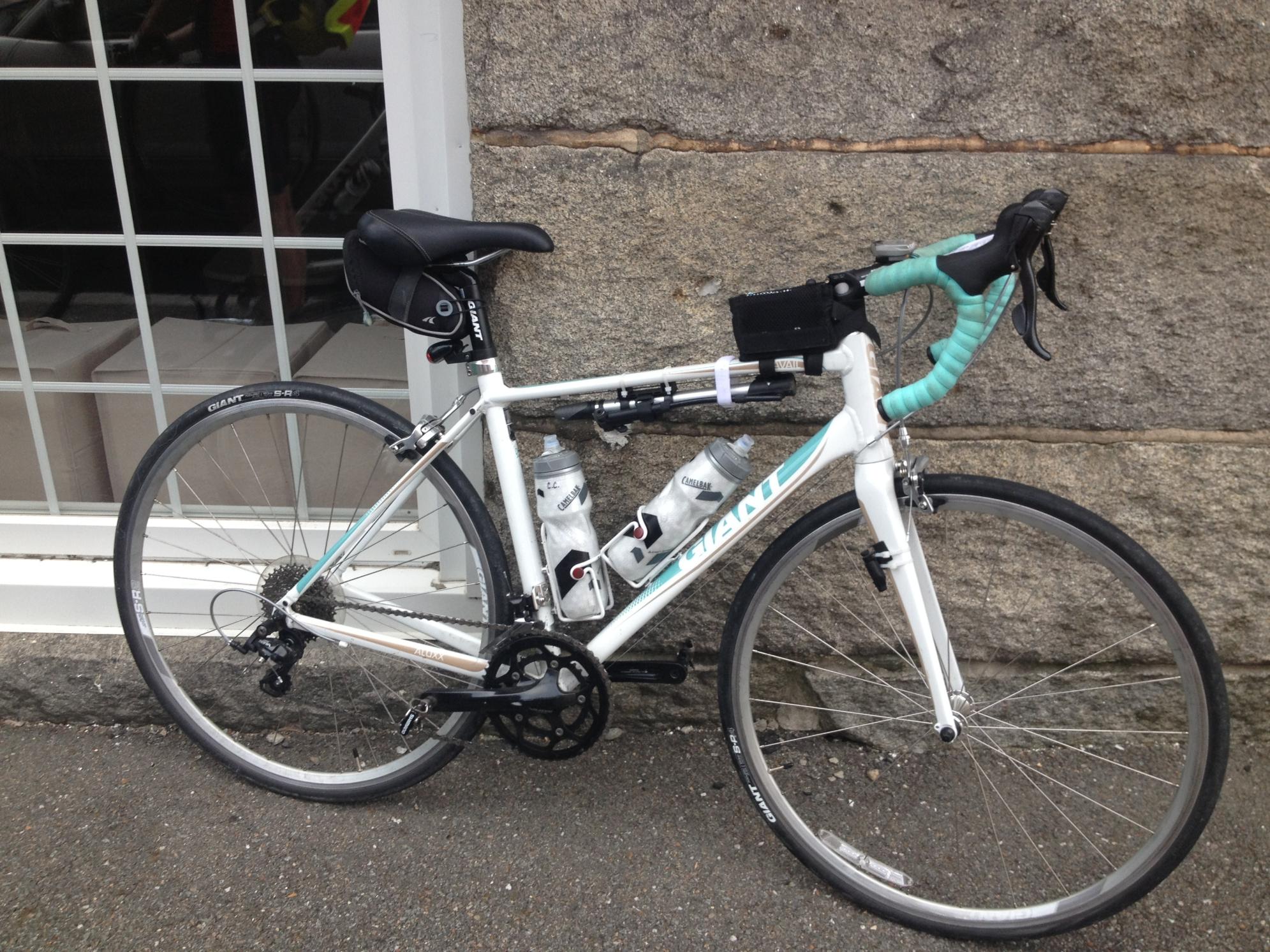 2013 Giant Avail 3 White and Teal