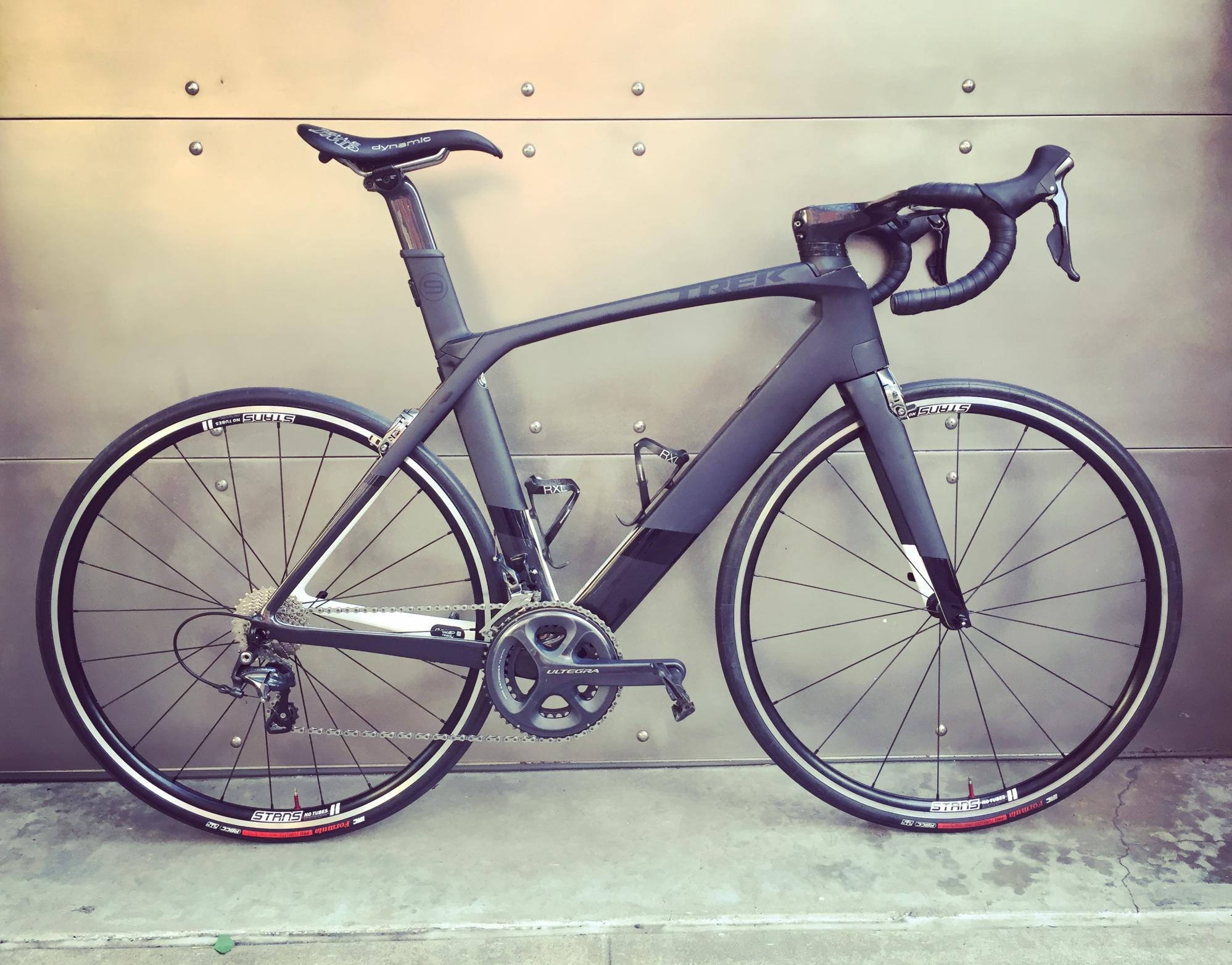 2016 Trek Madone 9.2 Black and White