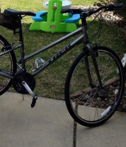 2015 Trek 7.1 FX Stagger Silver or Gray