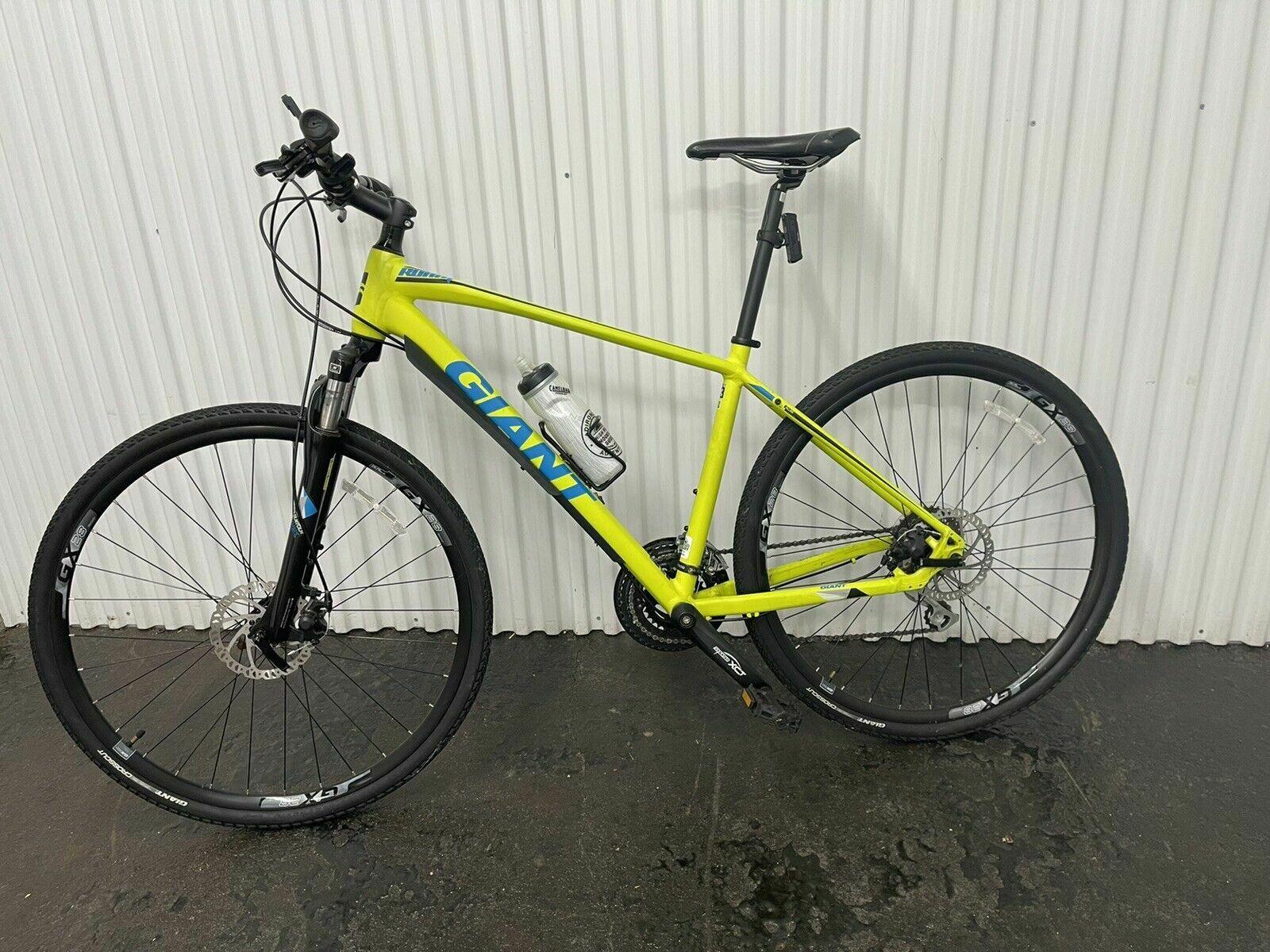 2016 Giant Roam Yellow or Gold
