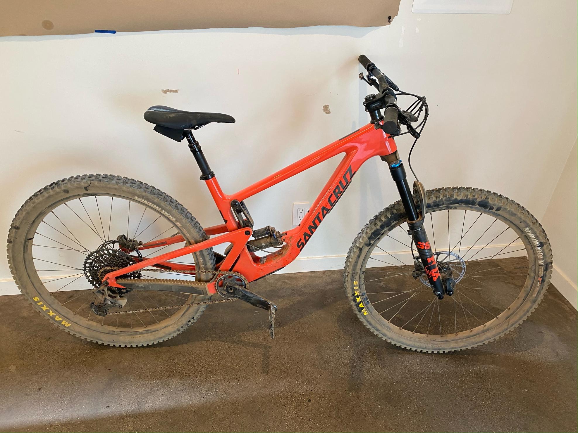 2020 Santa Cruz Hightower C Orange