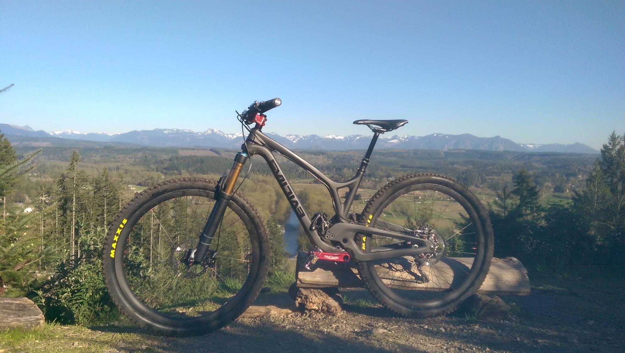 2016 Evil The Following Black