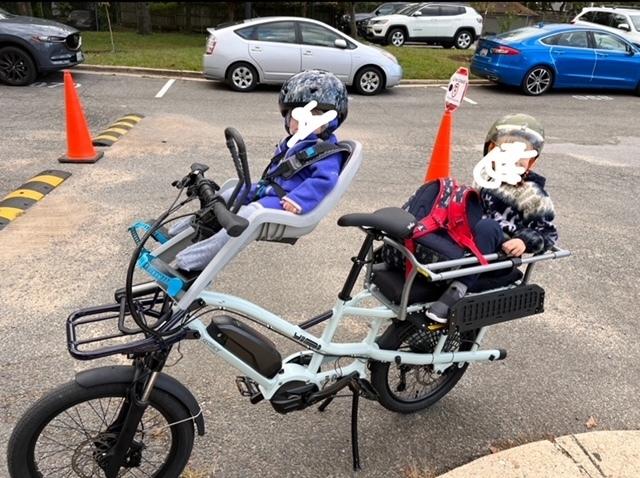 2022 Yuba FastRack cargo bike (rear storage) Blue