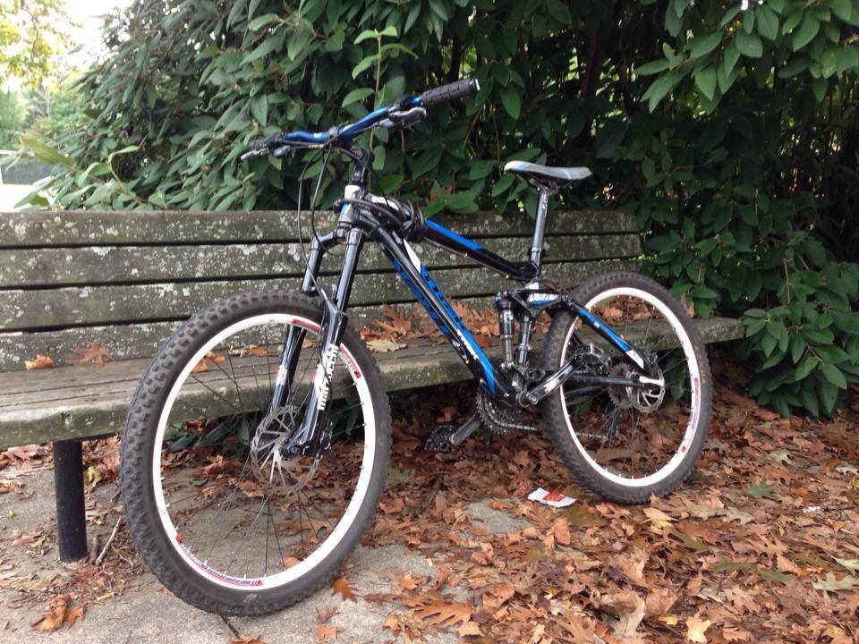 2011 Trek Fuel EX 8 Blue