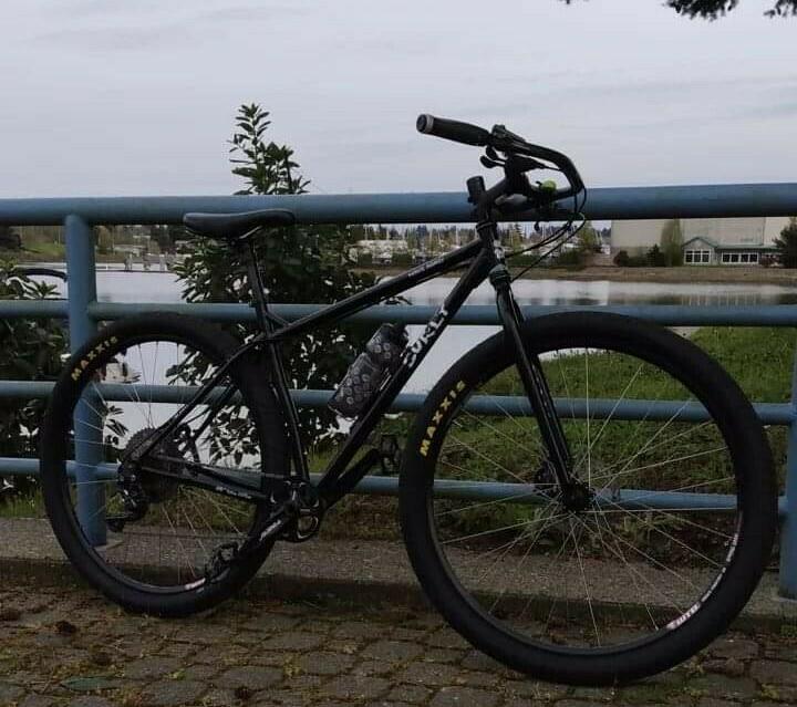 Surly Karate Monkey Black
