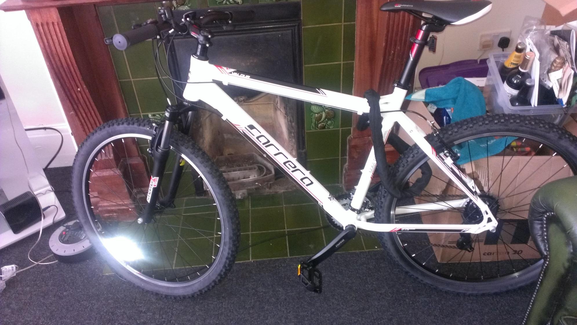 Mountain Cycles Car Val 27,5Lg20///'15 White