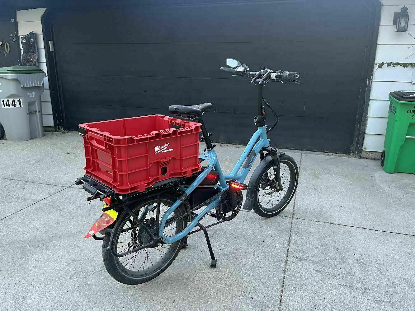 2022 Tern HSD cargo bike (rear storage) Blue