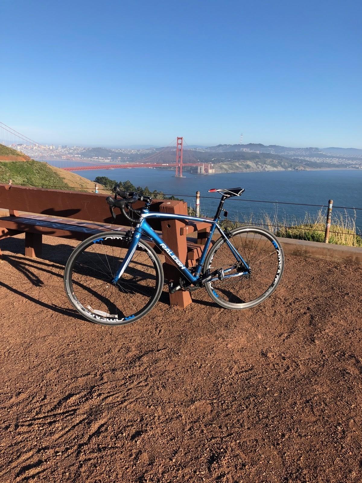 2014 Raleigh Revenio 3.0 Blue and White