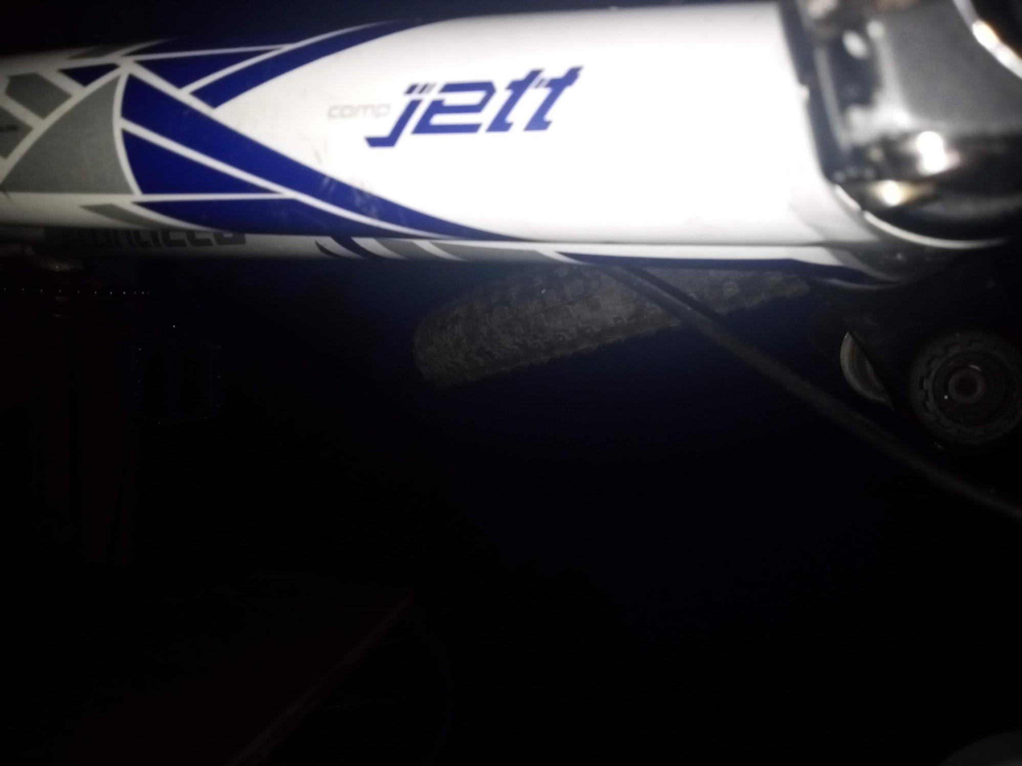 Specialized Jett Comp 29 White, Blue, and Silver, gray or bare metal