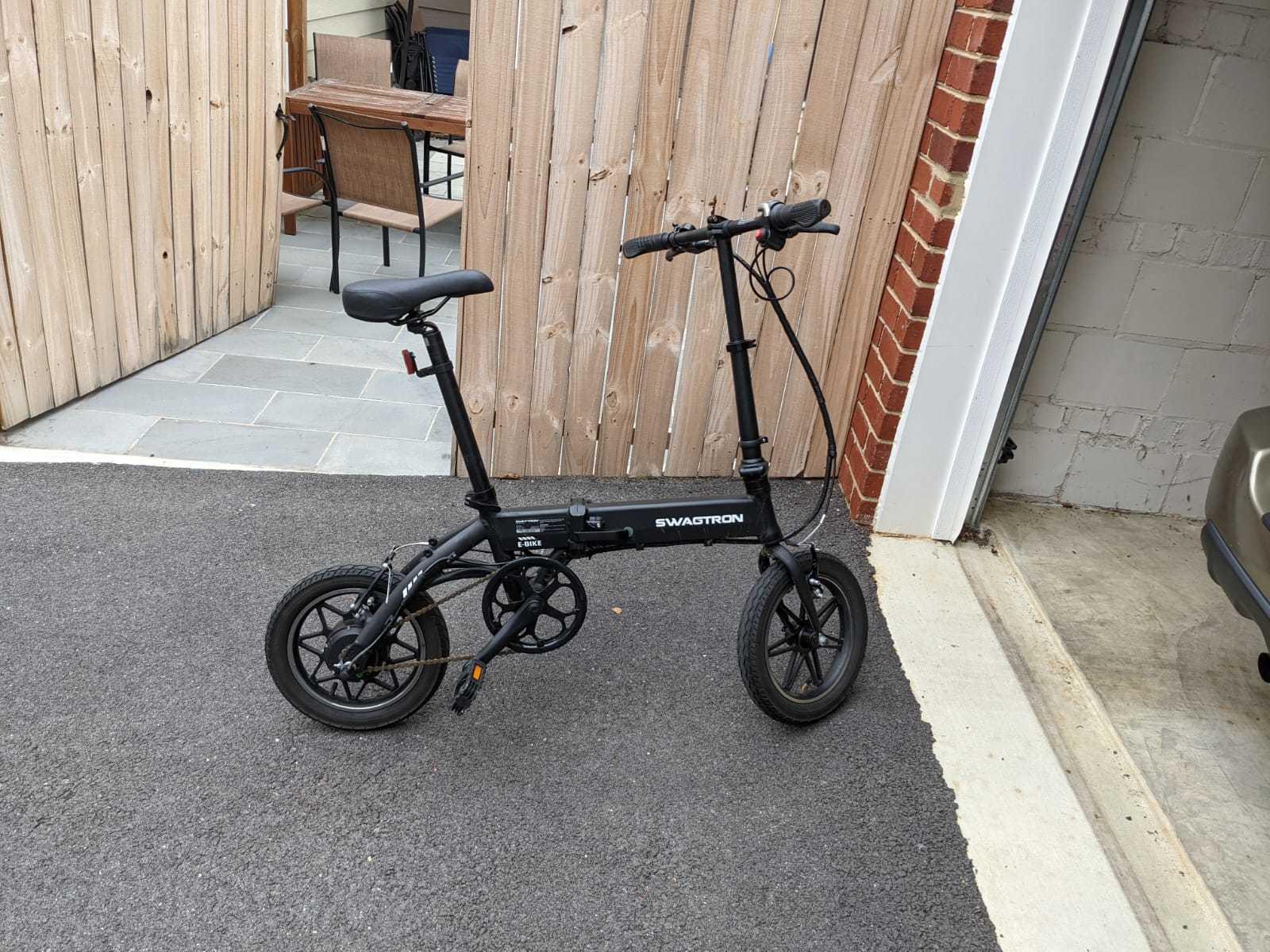 2022 Swagtron Unknown Black