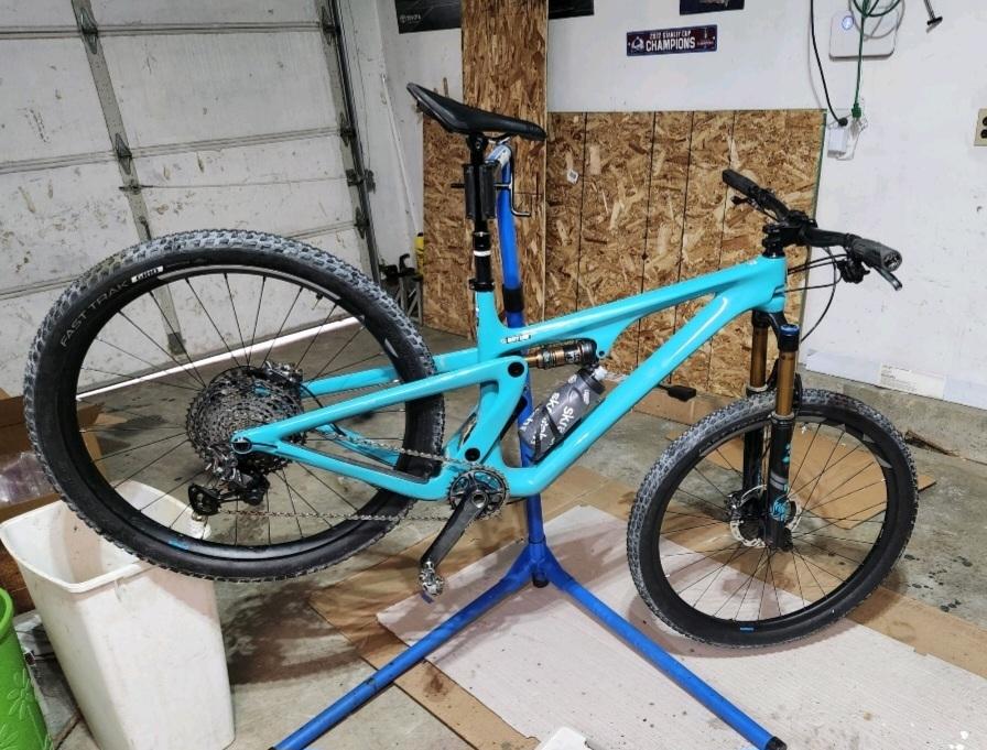 2021 Yeti Sb115 Teal