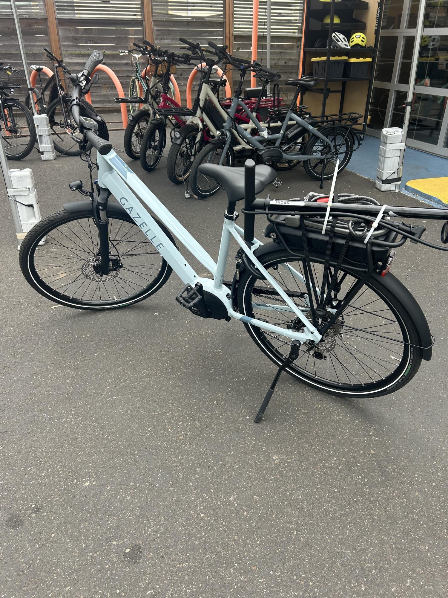 2025 Gazelle Gazelle Medeo T9 Blue