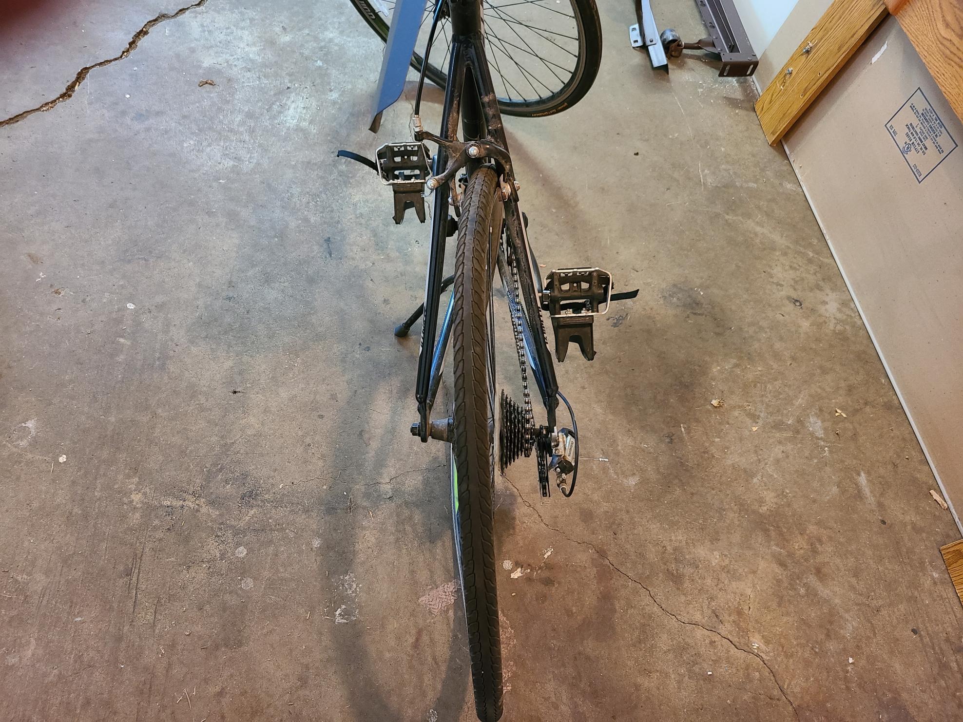 2019 Schwinn Volare 1300 Black and Green
