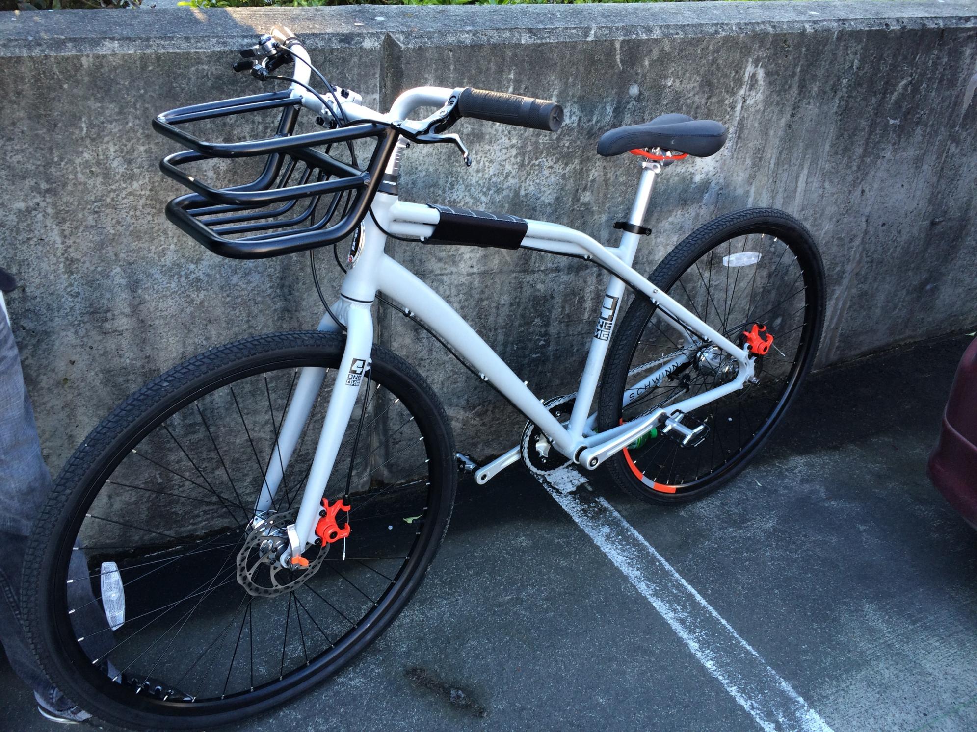 2014 Schwinn 411 Silver or Gray