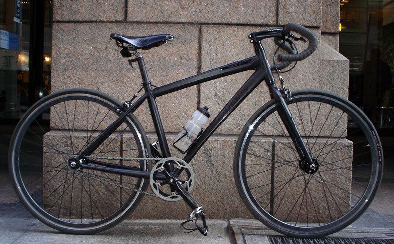 2010 Tre soho s  Black