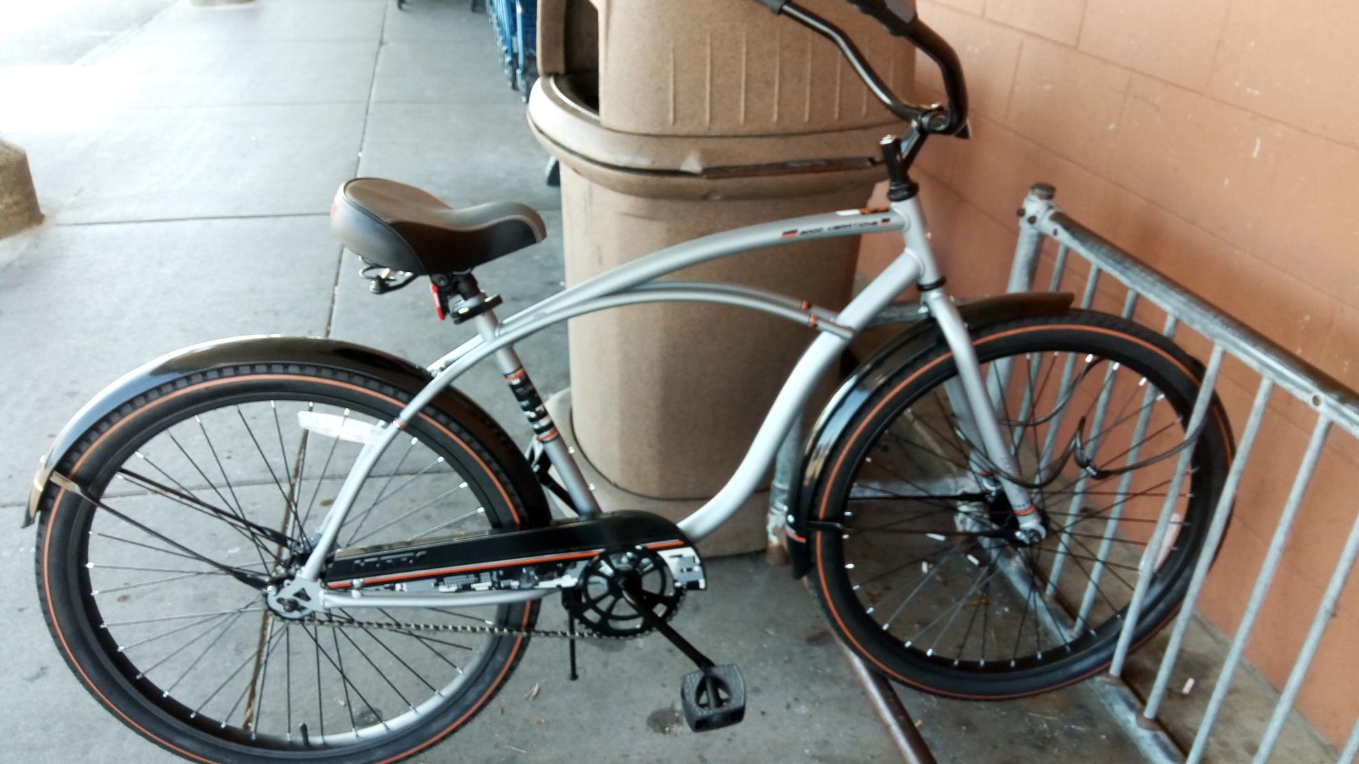 2017 Huffy Men Cruiser Silver or Gray