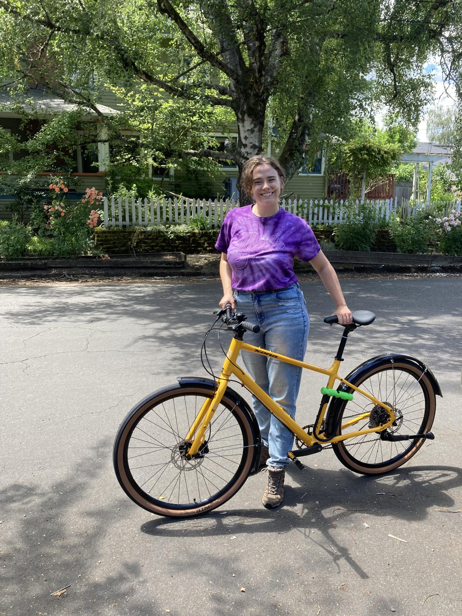 2022 Kona 2022 Kona Dew Plus Yellow or Gold